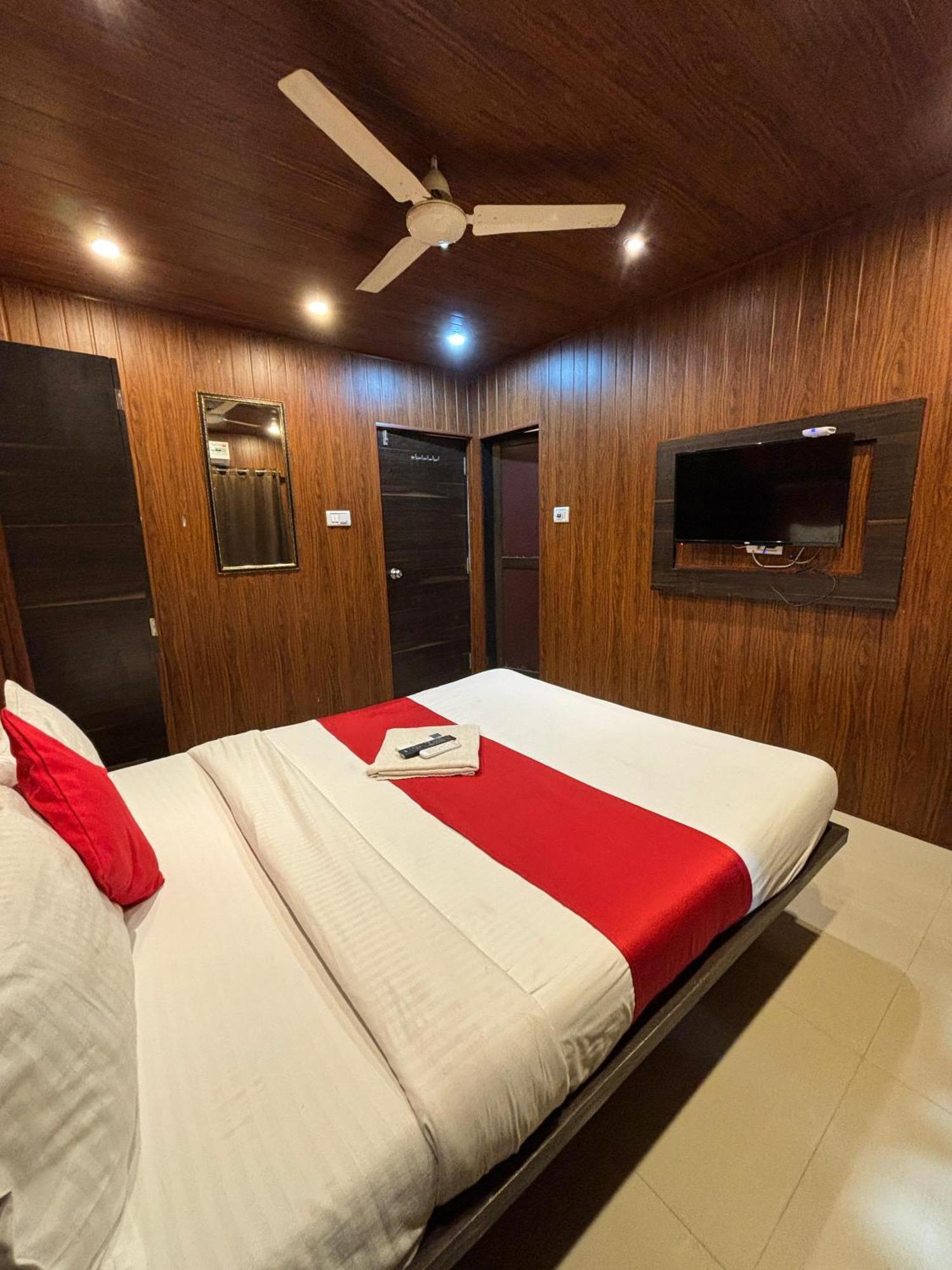 Hotel Borivali Executive - Near Borivali Railway Station — Photos 2